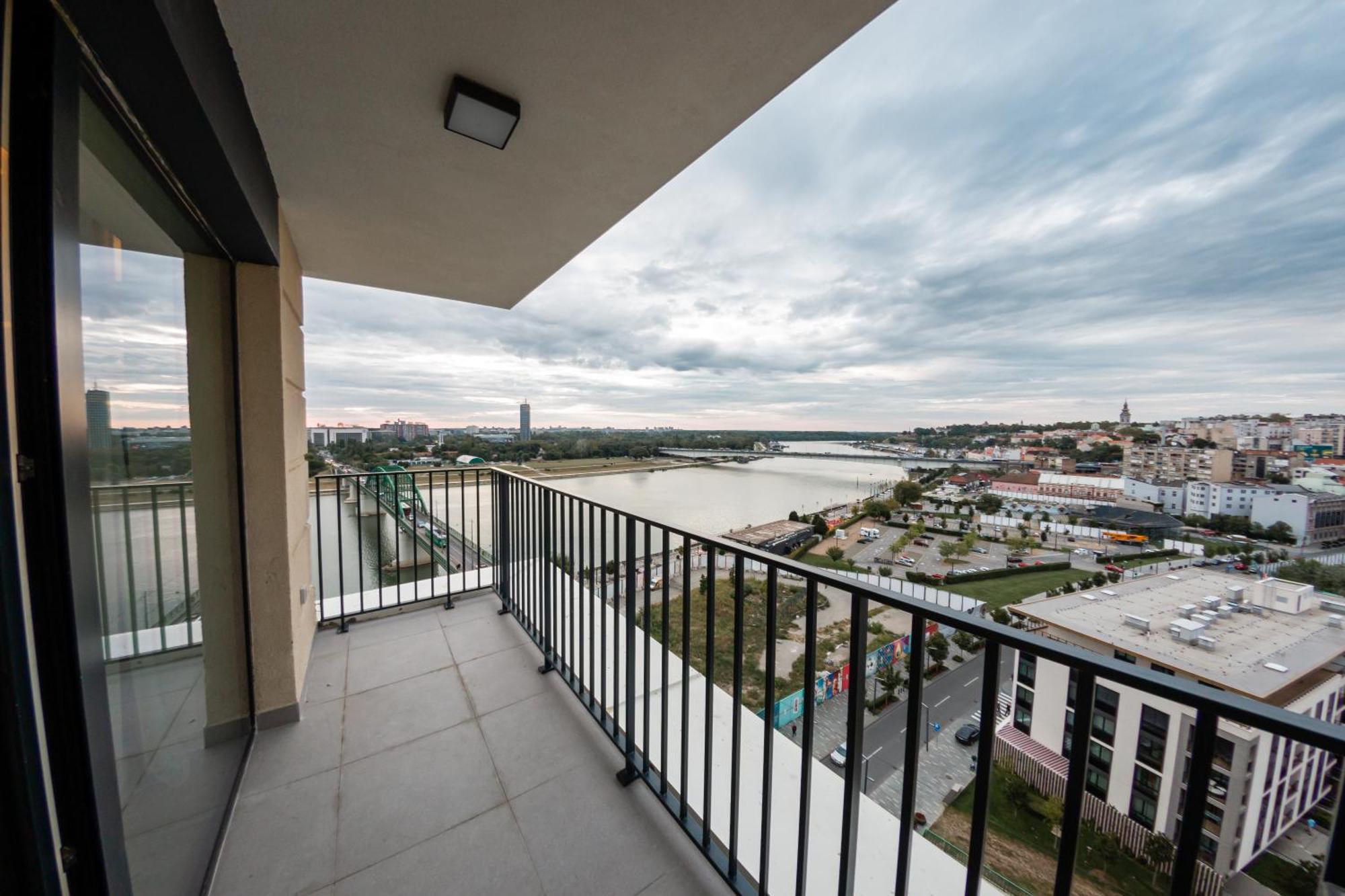 Sinfonia Lux Apartment เบลเกรด ภายนอก รูปภาพ