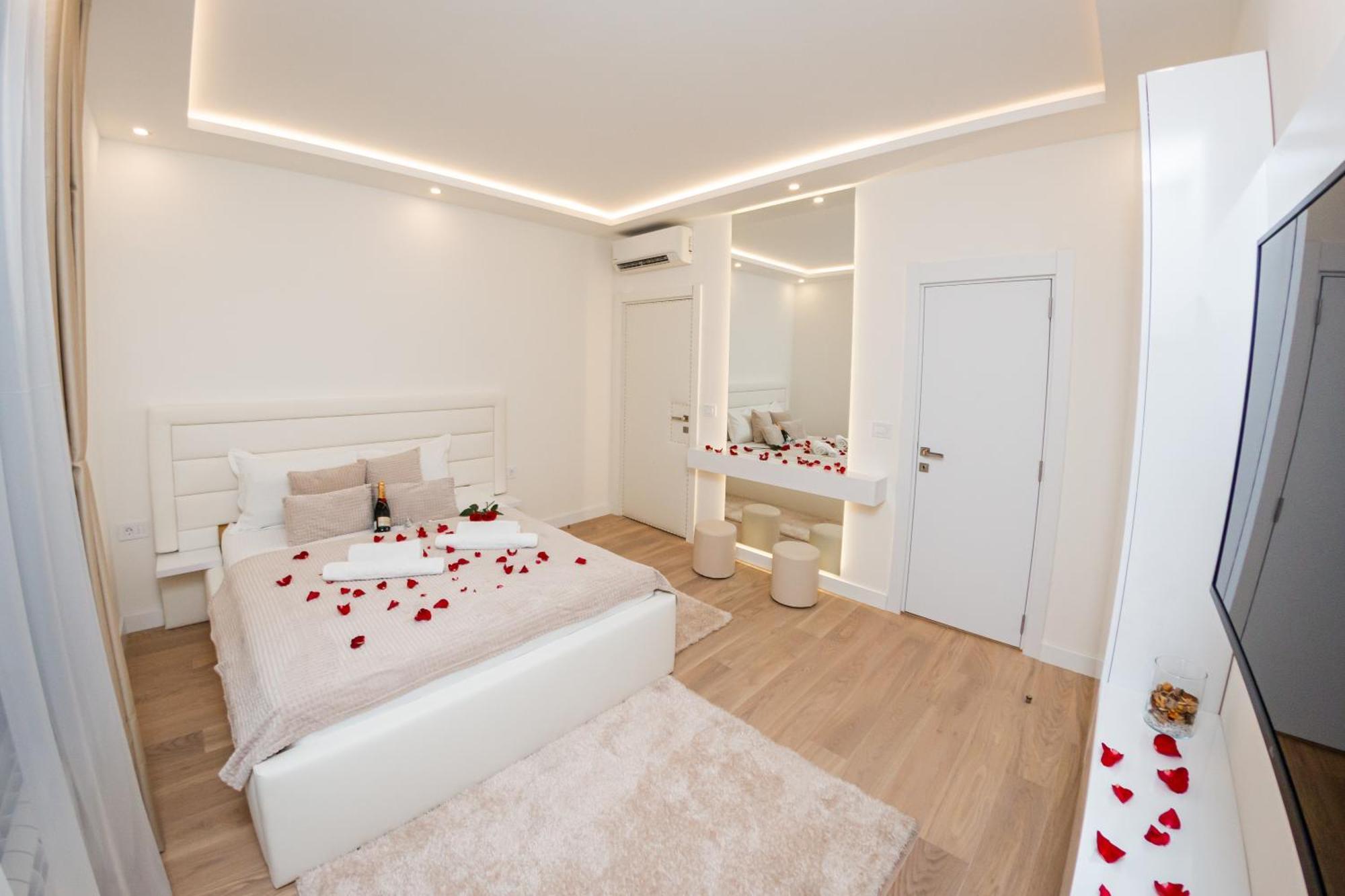 Sinfonia Lux Apartment เบลเกรด ภายนอก รูปภาพ